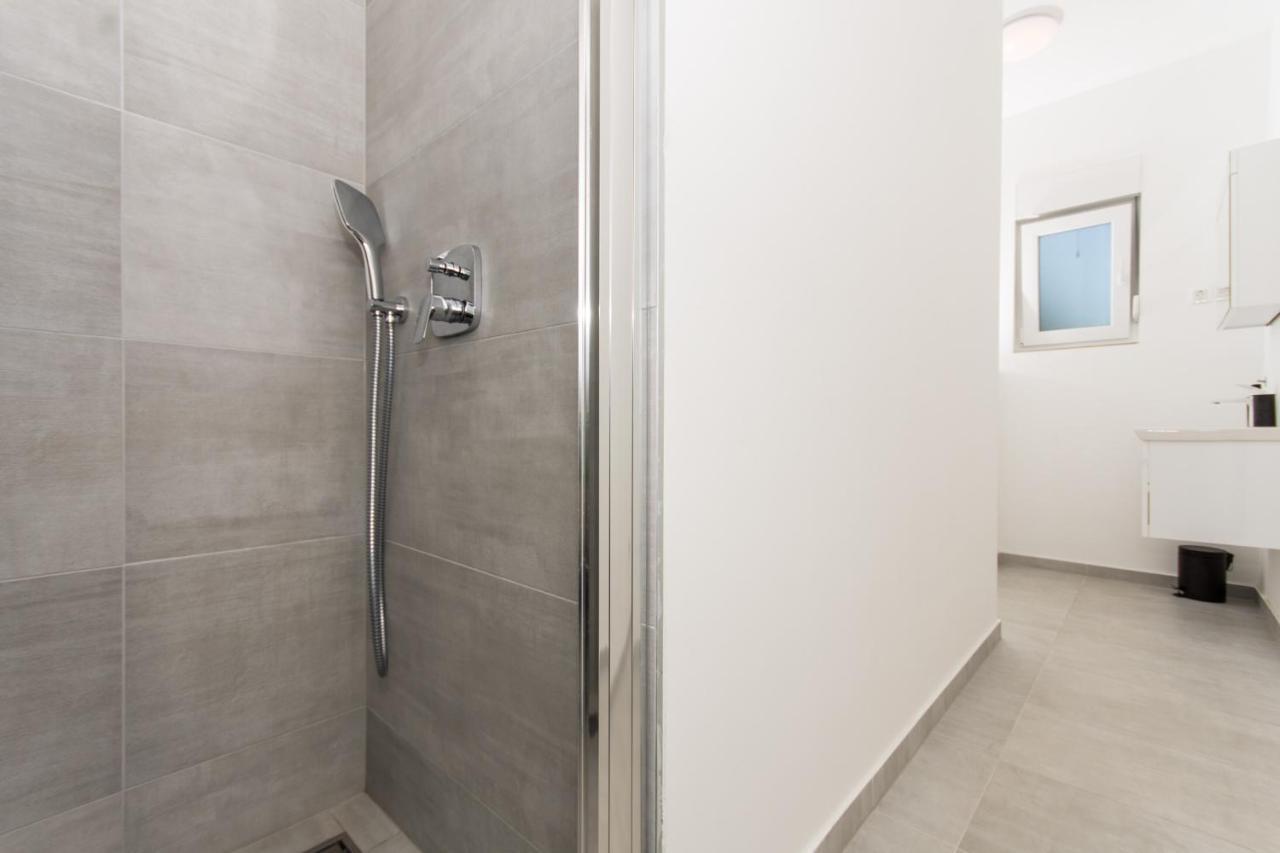 Apartment Julia Трогір Екстер'єр фото